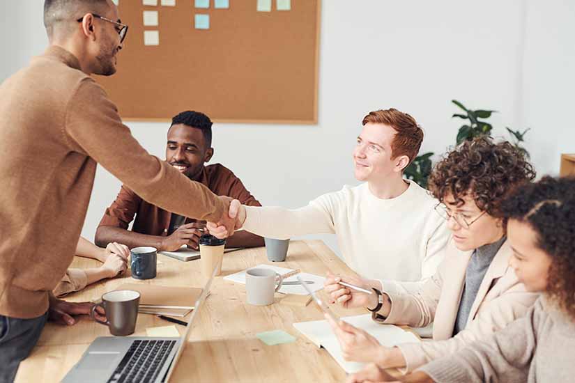 Encontrar un equilibrio entre tu vida personal y laboral es muy importante. Aquí te damos claves para que puedas tener una vida equilibrada