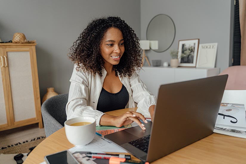 Te explicamos qué es el bienestar digital y por qué es importante que lo tengas en cuenta, especialmente, si trabajas en modelo de teletrabajo